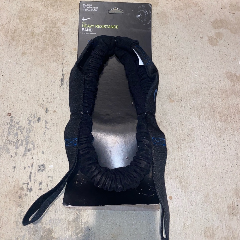 NEW Nike heavy resistance band